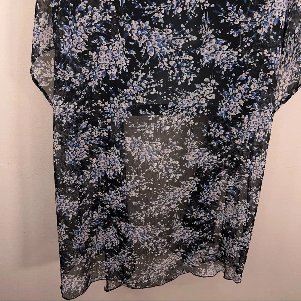Lauren Conrad Sheer Shawl Floral Lightweight Open Front Short Sleeve